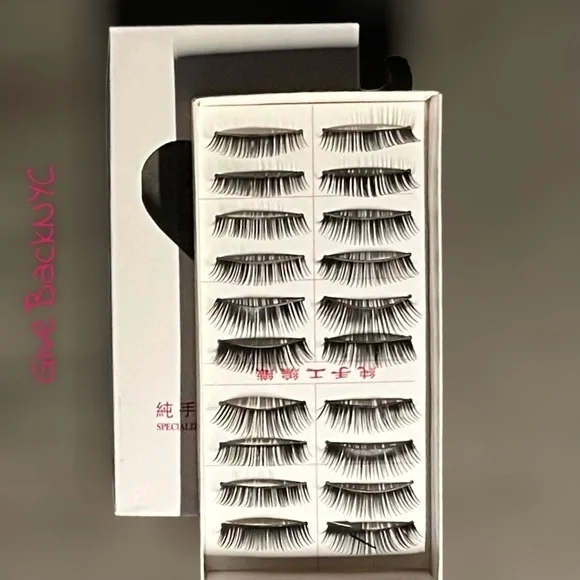 10 Pairs Long Cross Eyelashes - Picture 3 of 4